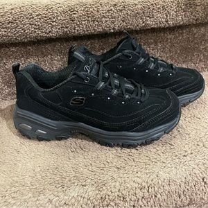 SKECHERS Woman’s D lites  Play on Casual Training Shoes